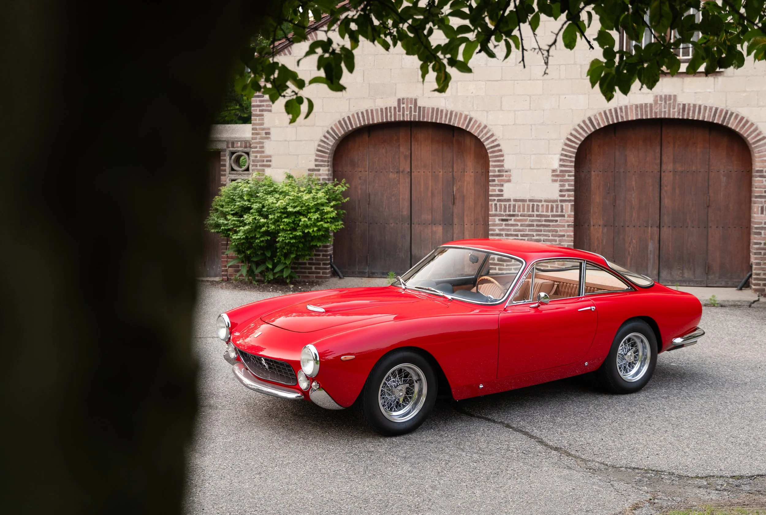 Photos - 1963 Ferrari 250 GT Berlinetta Lusso — Animoya Garage
